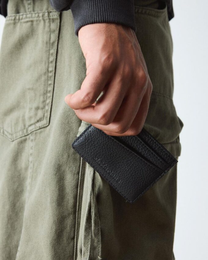 CARD HOLDER II Ambassador Leather Card Holder CARD HOLDER II Ambassador Leather Card Holder