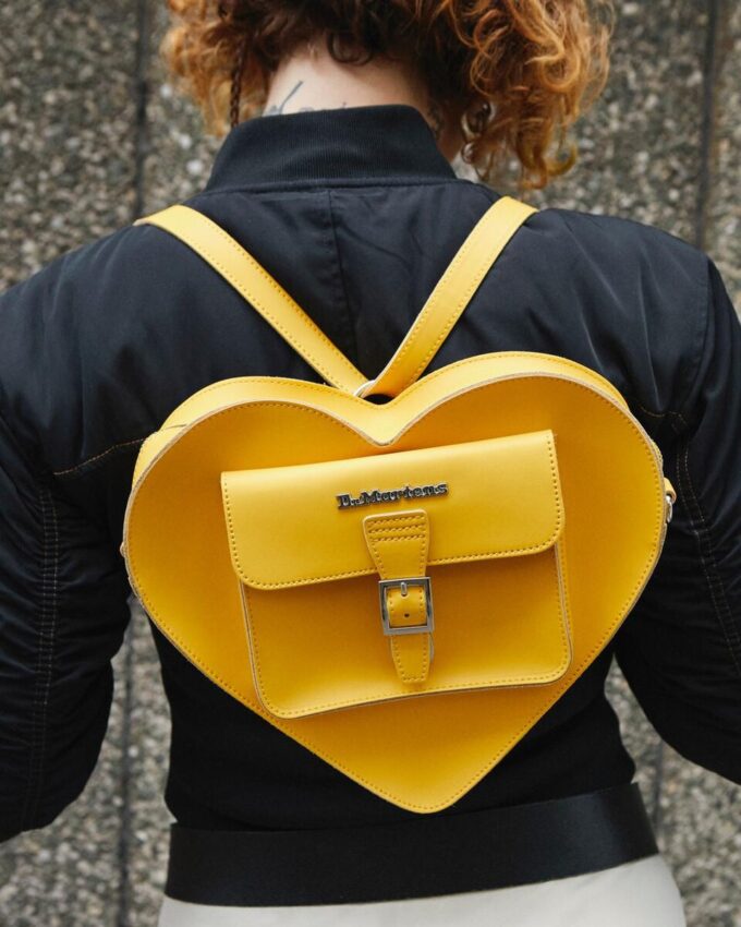 Heart Shaped Hardware Kiev Leather Bag Heart Shaped Hardware Kiev Leather Bag